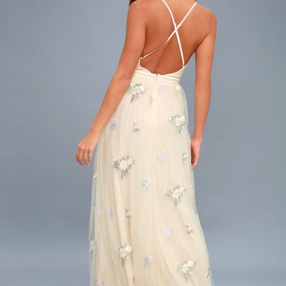Lulu's Lorenzo Beige Embroidered Maxi Dress Cream Floral Dress Wedding - Picture 2 of 6